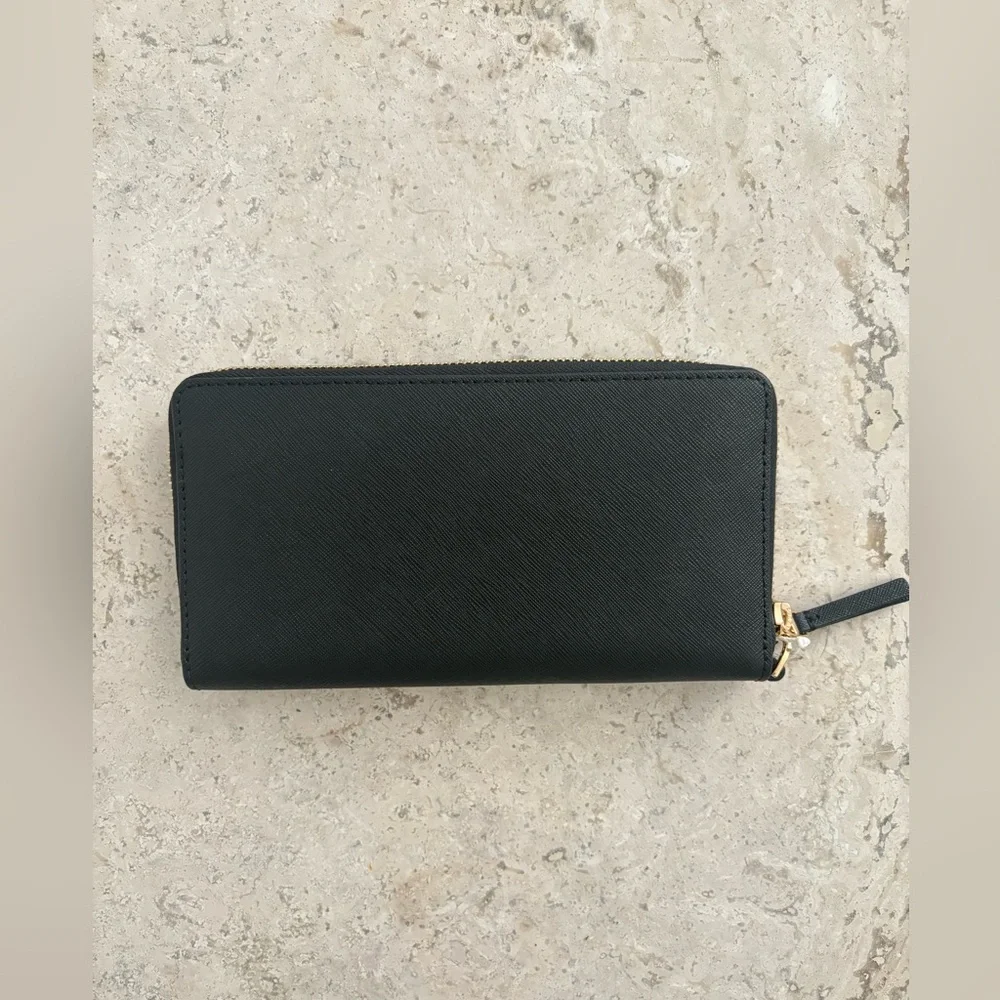 NEW! Tory Burch Emerson Zip Continental Black Leather Zip Wallet - Picture 2 of 8
